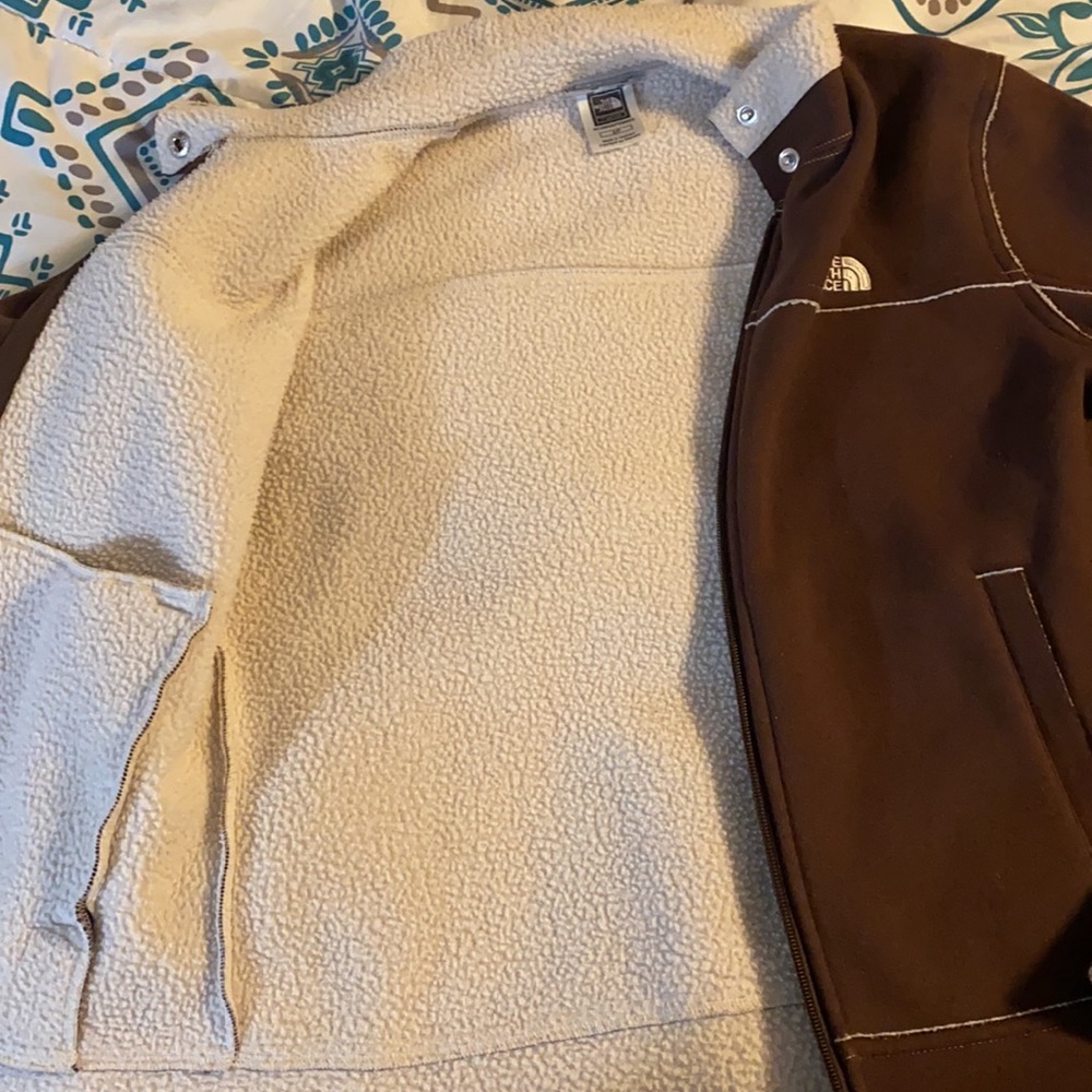 Jacket - Picture 2 of 5